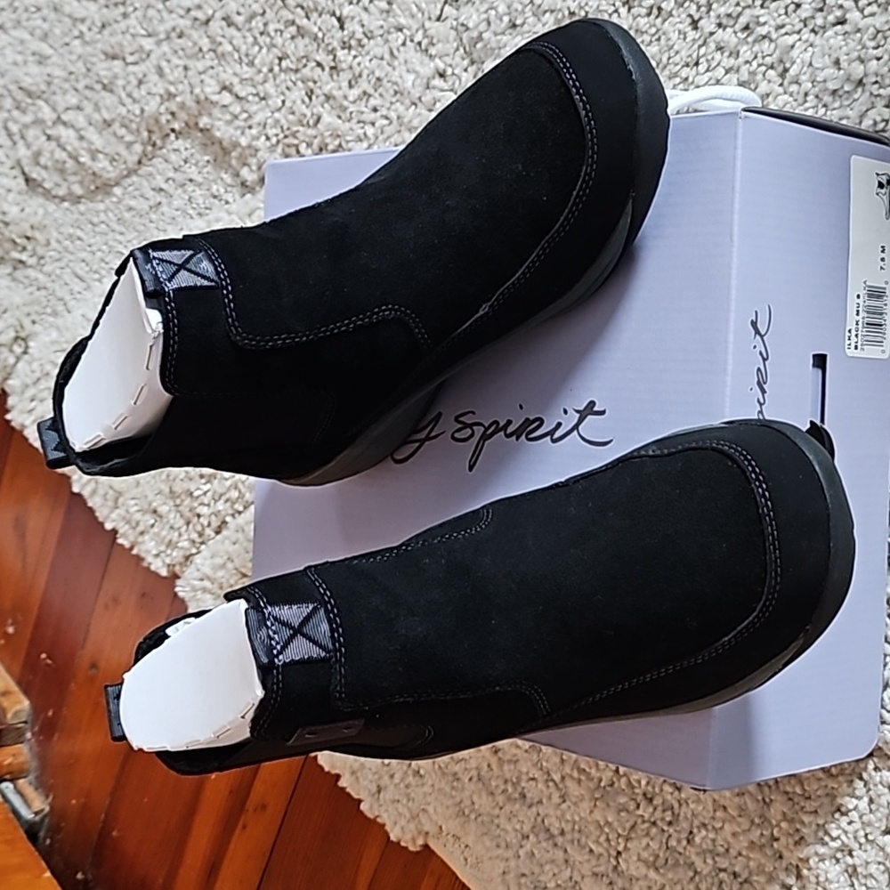 Easy Spirit Black Ankle Boots
